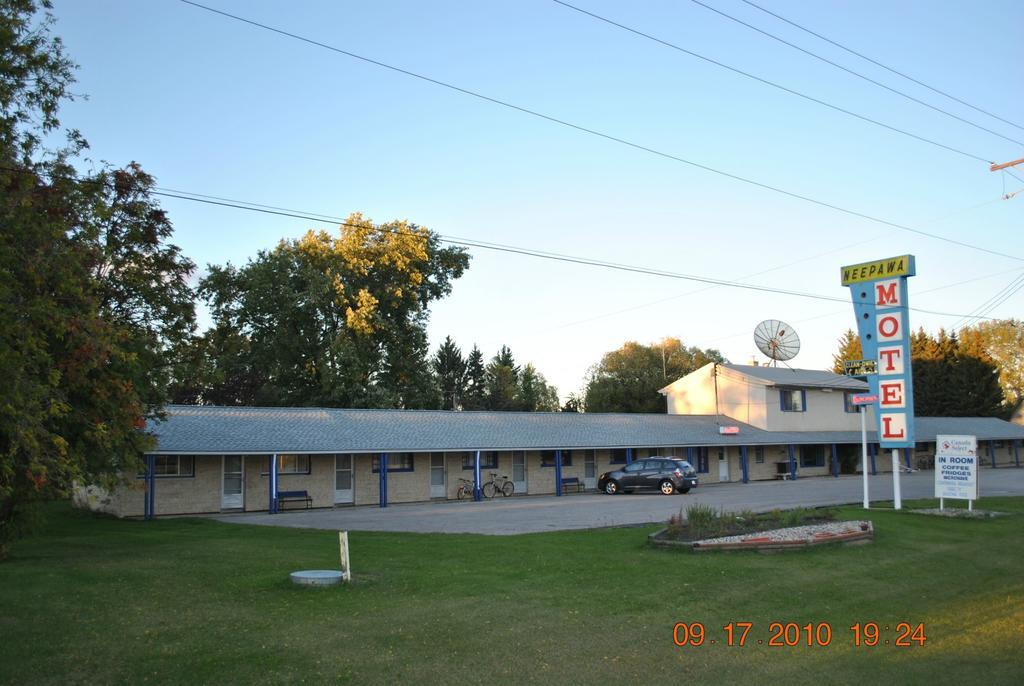 Neepawa Motel Esterno foto