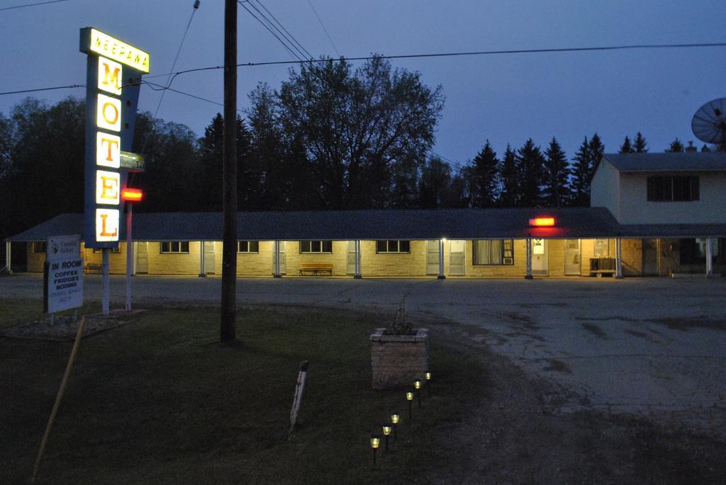 Neepawa Motel Esterno foto