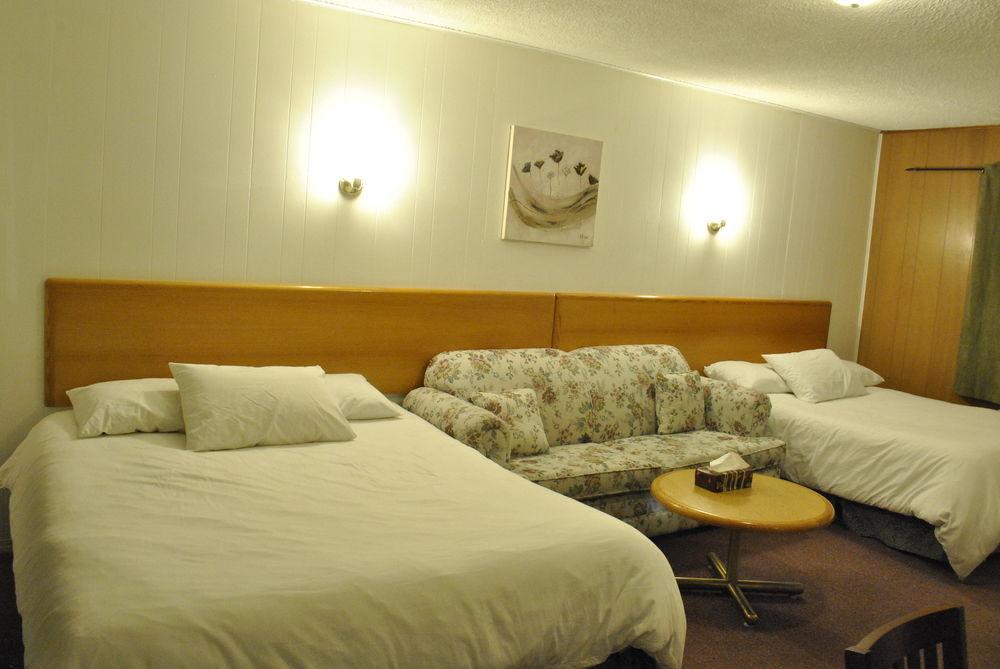 Neepawa Motel Esterno foto